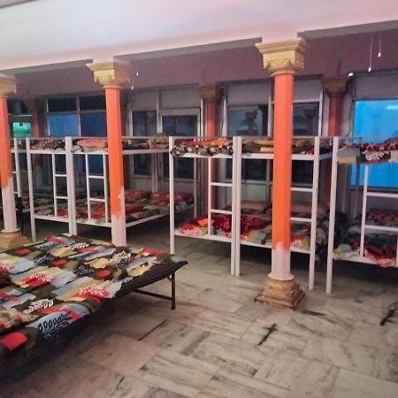 Shri Swami Sheetal Das Aashram Dharmshala Βαρανάσι Εξωτερικό φωτογραφία